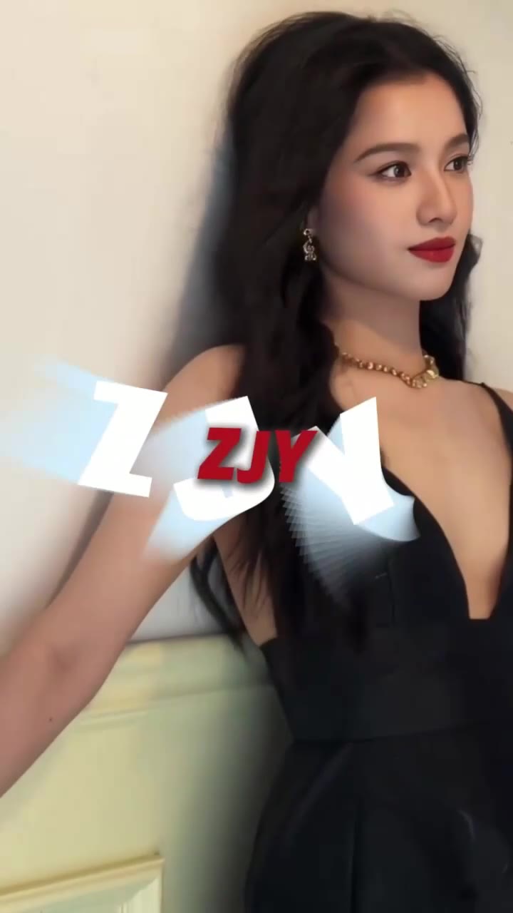 张婧仪_表面清纯女大_实则就是个骚浪母狗_骚穴被无数金主爸爸和粉丝插入过-秘密图库