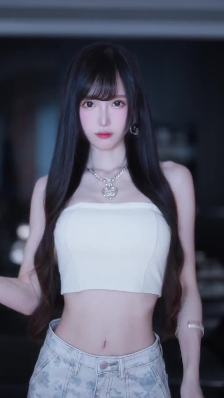 腐团儿_曾经的斗鱼一姐，与榜一大哥线下聚会玩的真花啊-秘密图库