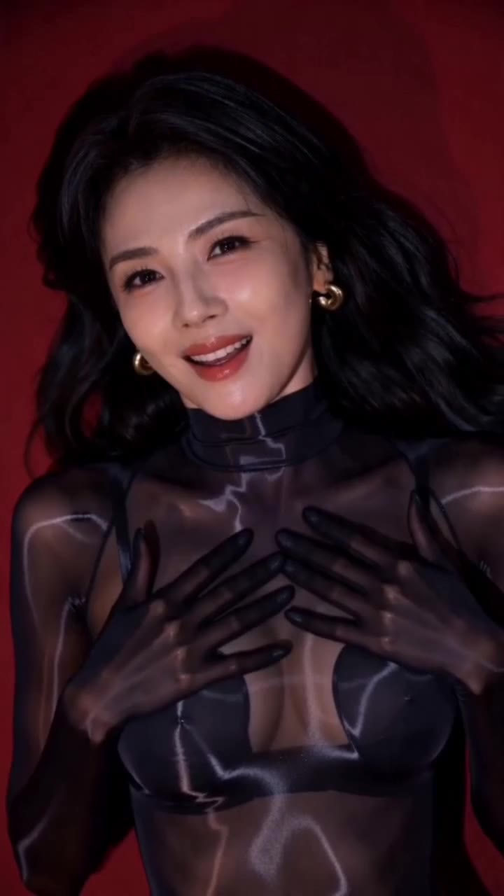 刘涛_人妻感十足的少妇化身小母狗，你会如何对待她呢？-秘密图库